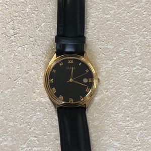 GUESS Black leather watch